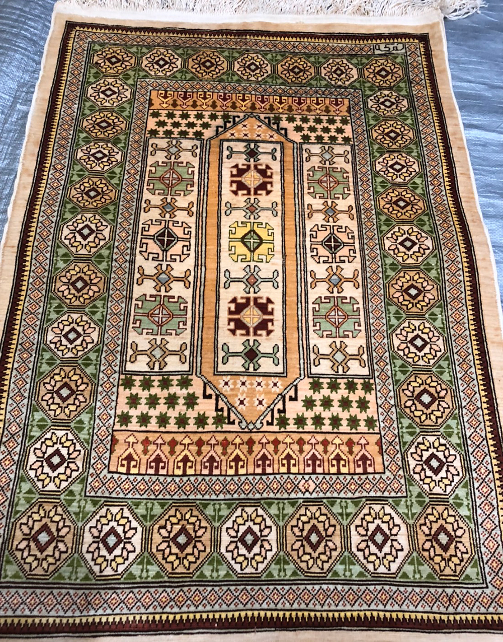 板橋区ヘレケ・トルコ絨毯買取